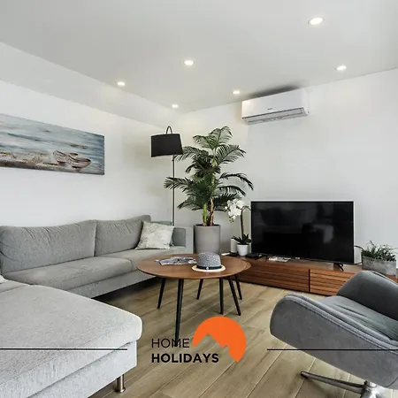 #211 Luxury Ocean View بيت للعطل *