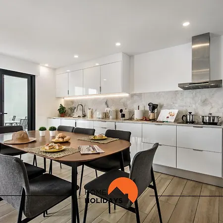 بيت للعطل #211 Luxury Ocean View البوفيرا
