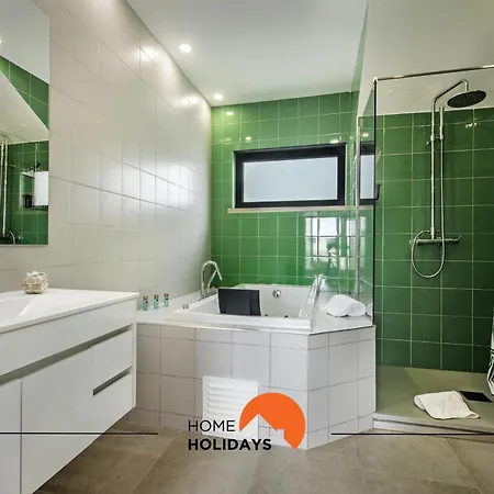 #211 Cerro Lagoa By Holidays Tatil Evi *