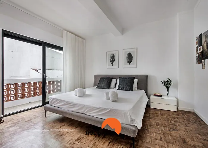 #211 Cerro Lagoa By Holidays